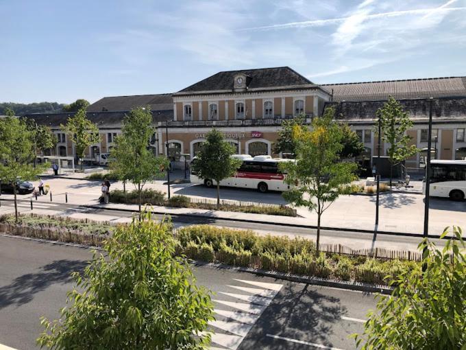 Hotel De La Gare เปรีเกอ ภายนอก รูปภาพ